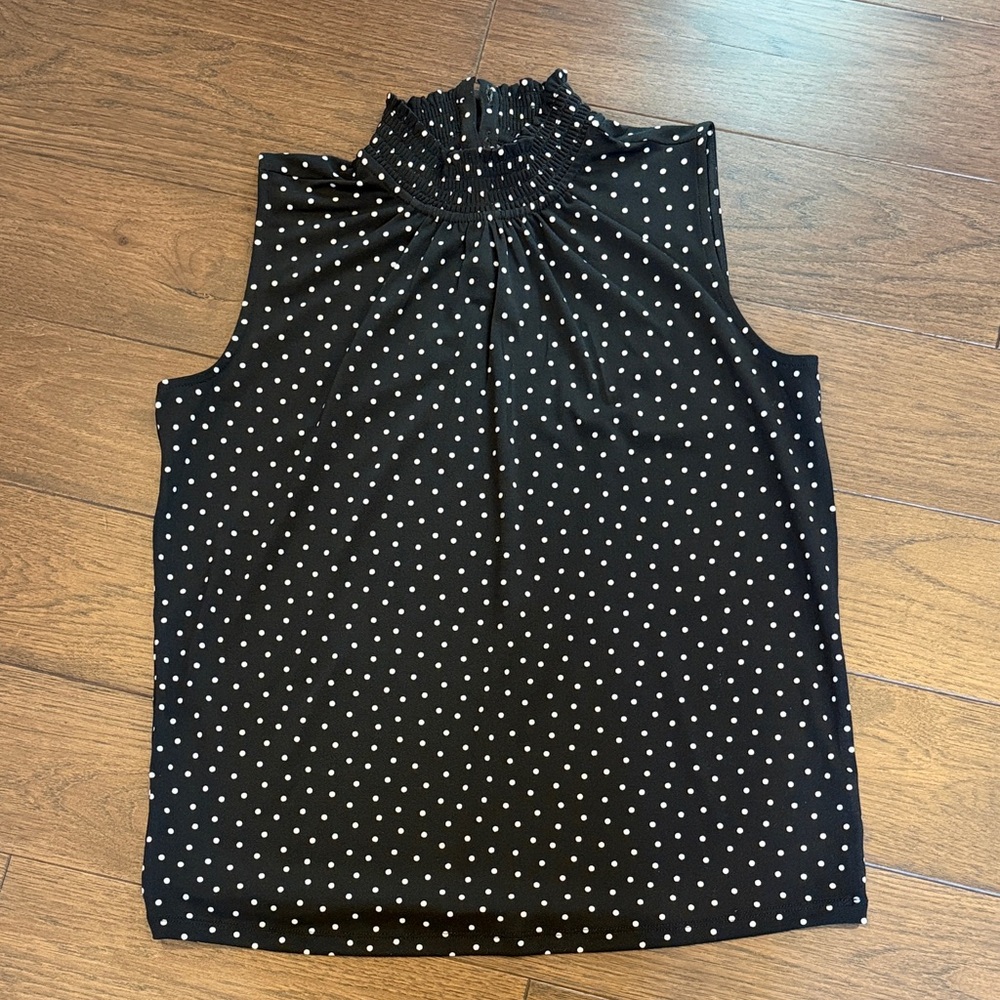 Loft Mock Neck Black Polka Dot Sleeveless Top Size Medium C4-009